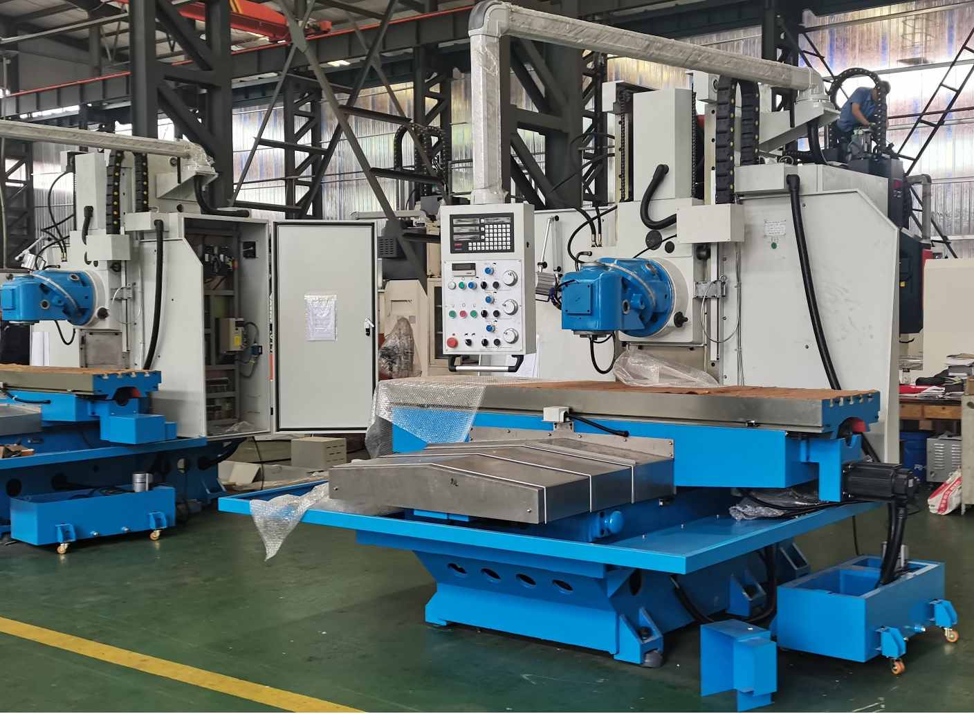 Bed type Milling Machine