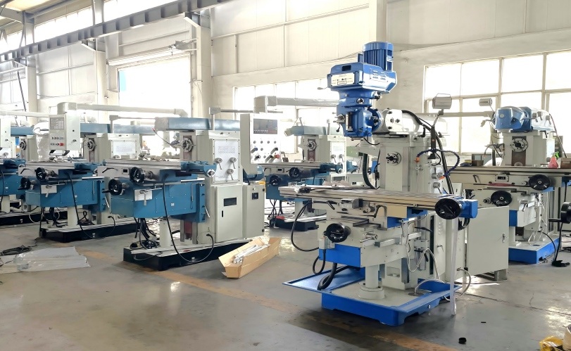 CNC-Vertikalfräsmaschine: Präzisionskernausrüstung für die moderne Metallbearbeitung