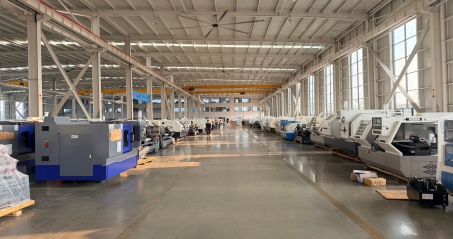 Welche Garantie wird bei einer neuen CNC-Drehmaschine mitgeliefert?